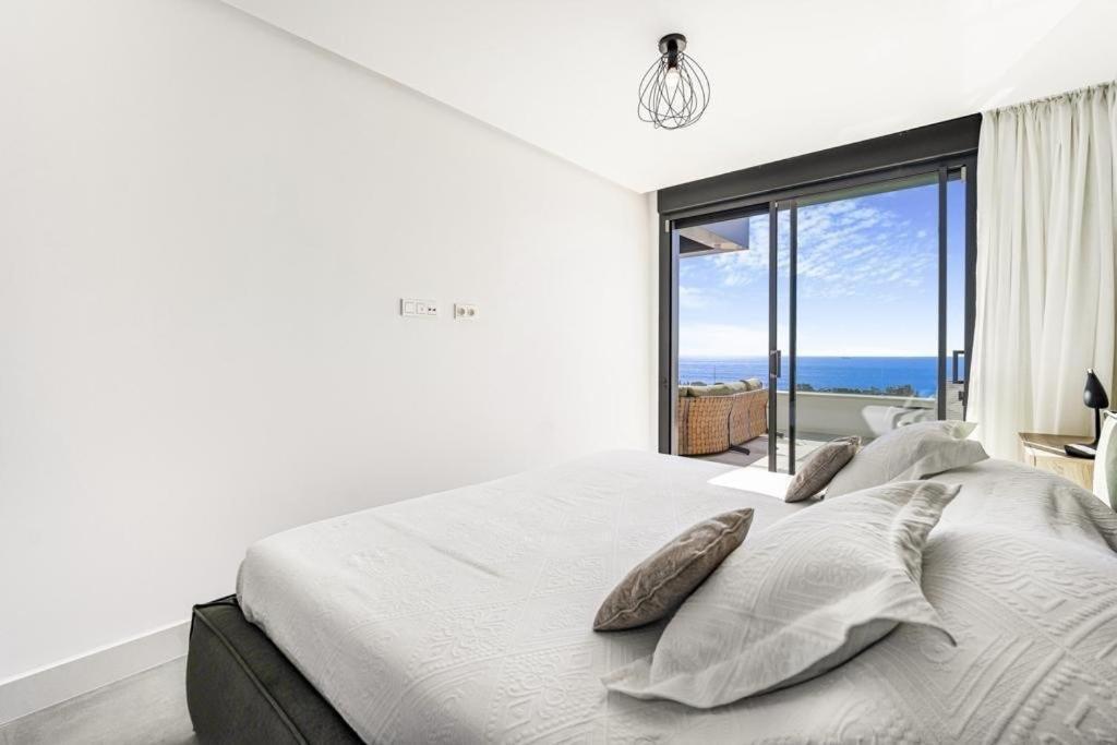 Luxury Penthouse With Ocean View